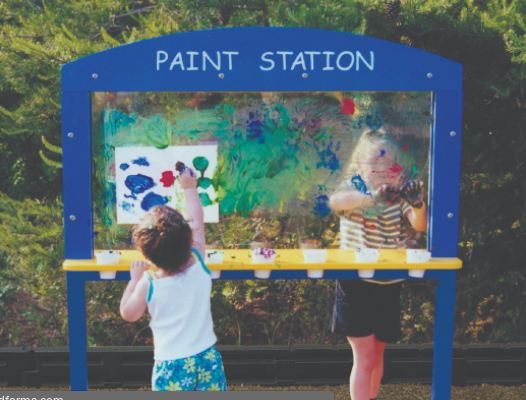 playground paint station